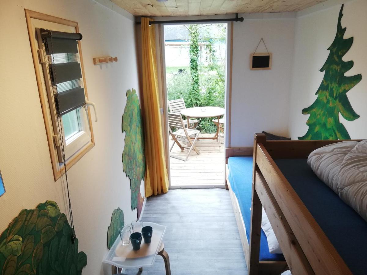 Hebergements Camping "Les Pieds Dans L'Eau" Crozon Eksteriør billede